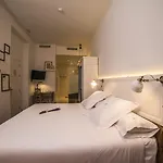 Madinat Отель