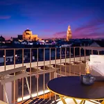 Отель Madinat