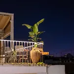 Отель Madinat